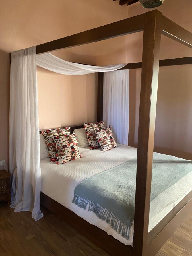 Bed and Breakfast Dar Camelia Тир Экстерьер фото