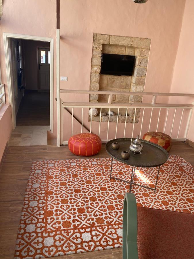 Bed and Breakfast Dar Camelia Тир Экстерьер фото