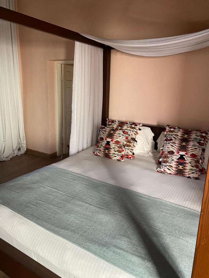 Bed and Breakfast Dar Camelia Тир Экстерьер фото