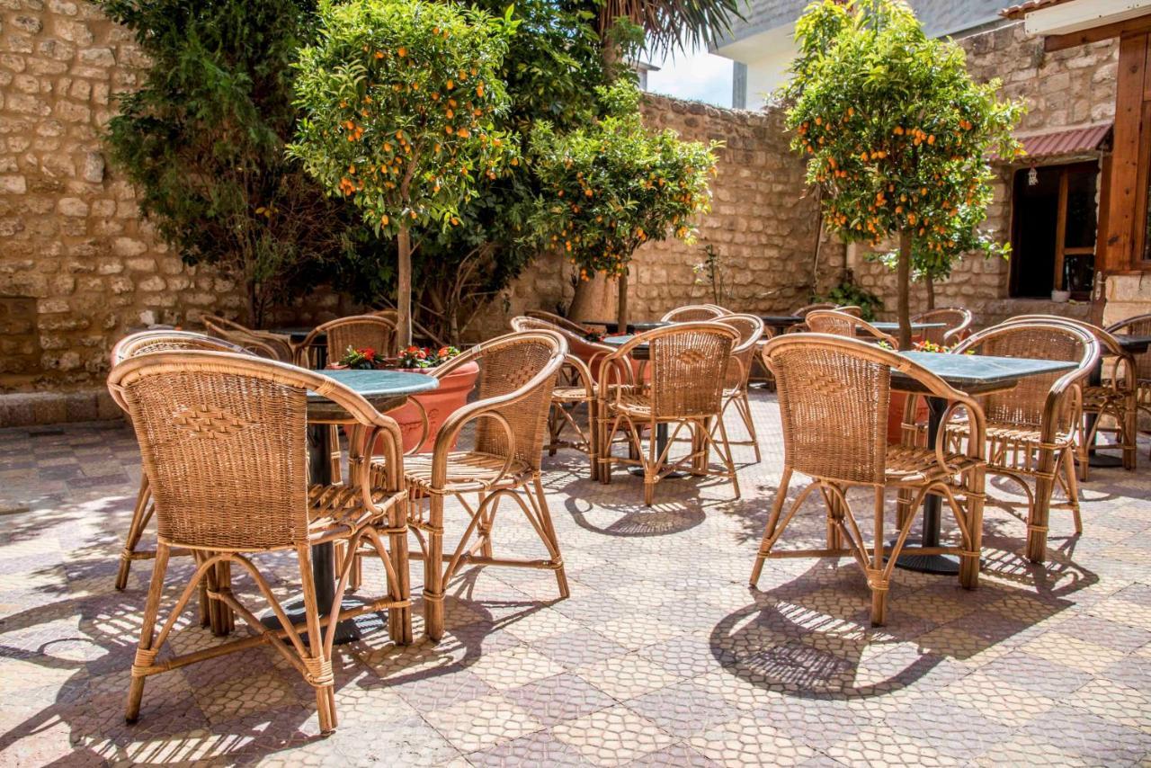 Bed and Breakfast Dar Camelia Тир Экстерьер фото